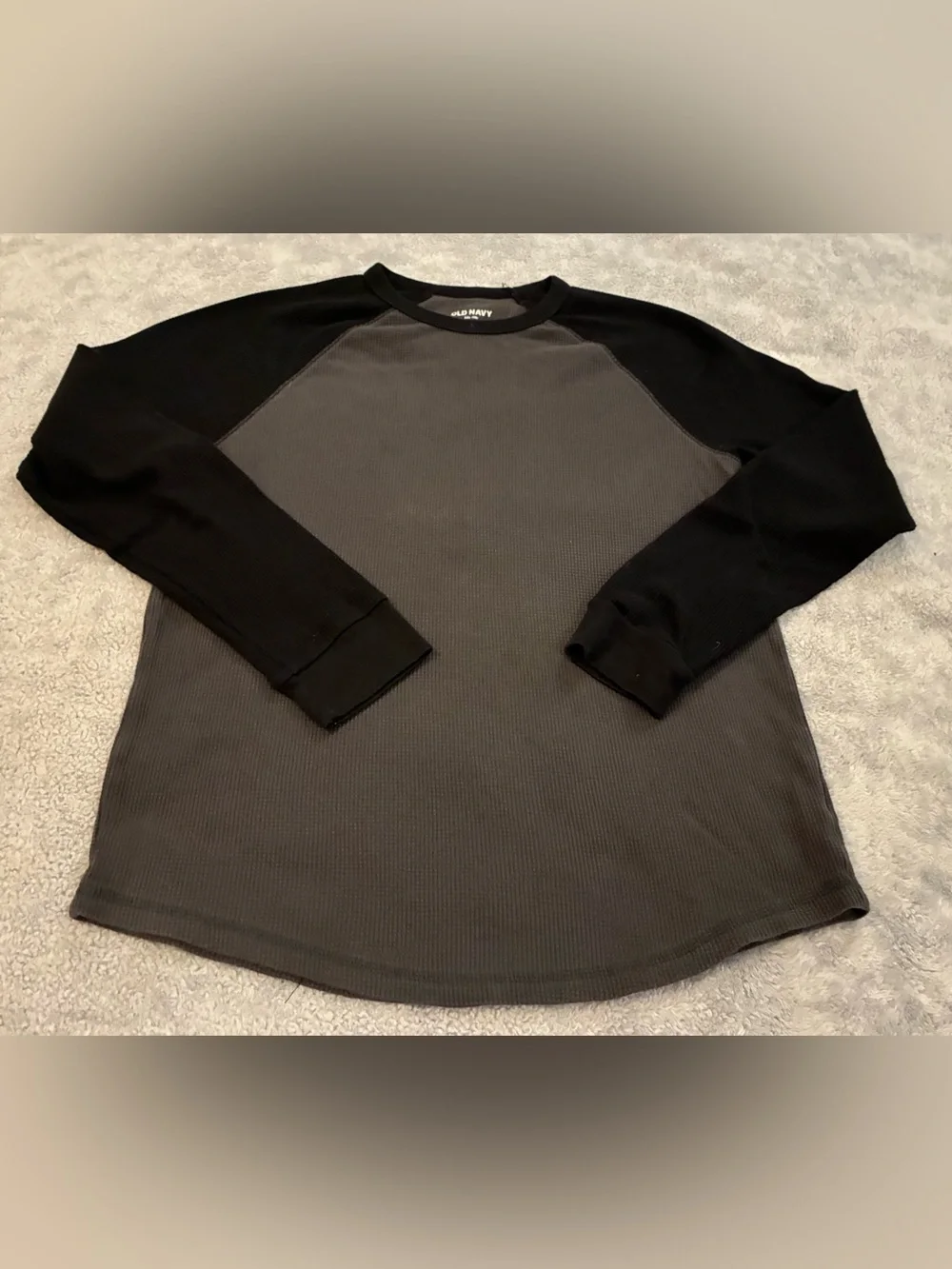 Boys Youth Bundle of Two Long-Sleeve Shirts- Black/Gray & Light Blue Size XXL 18